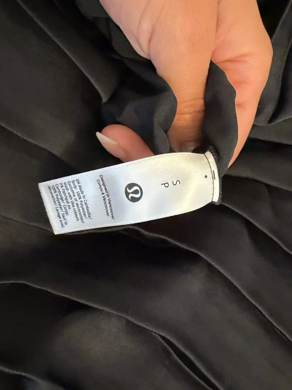 Lululemon Satin Pleated Midi Skirt - Size S Black - Picture 3 of 3